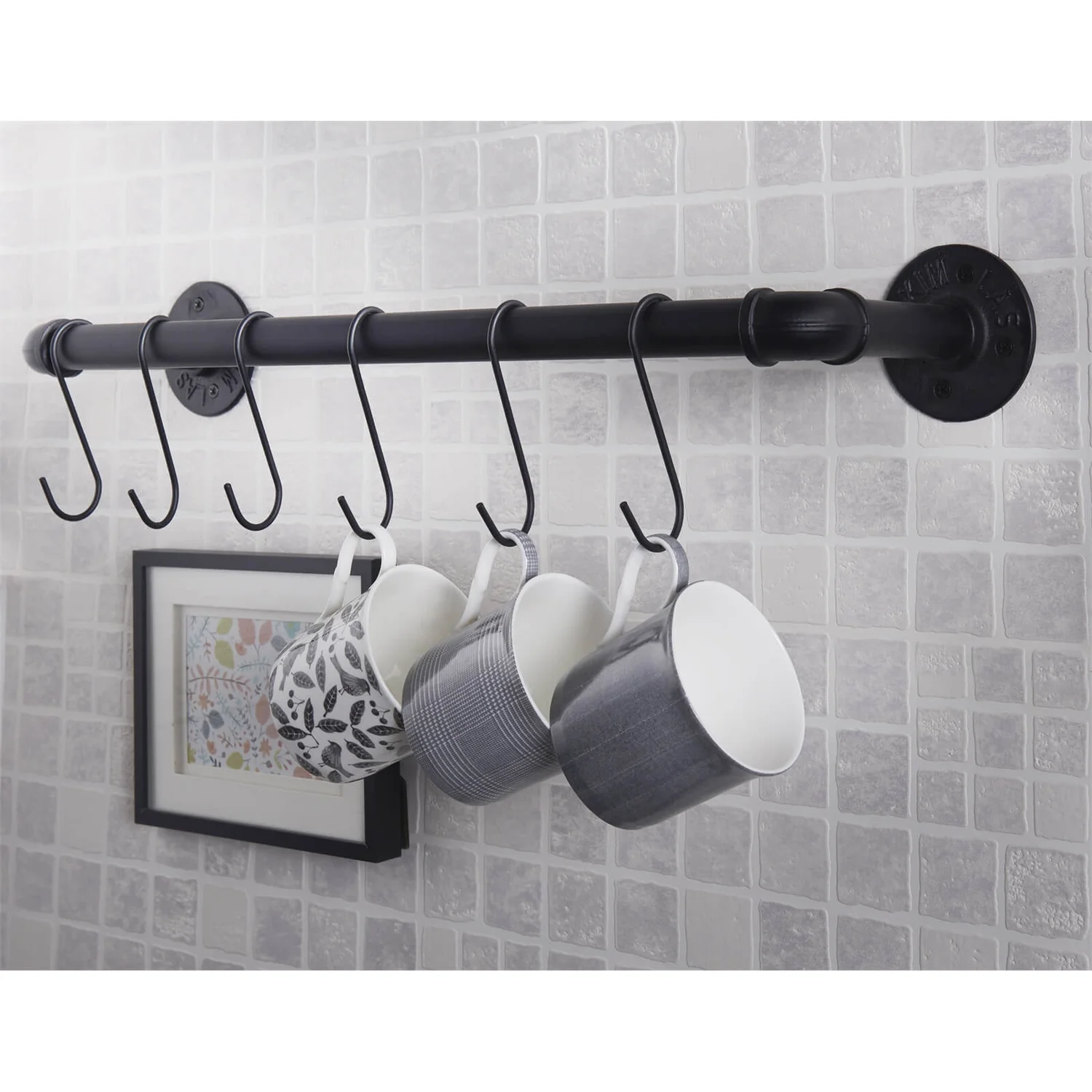 Industrial Pipe Rail With 'S' Hooks - Image 3